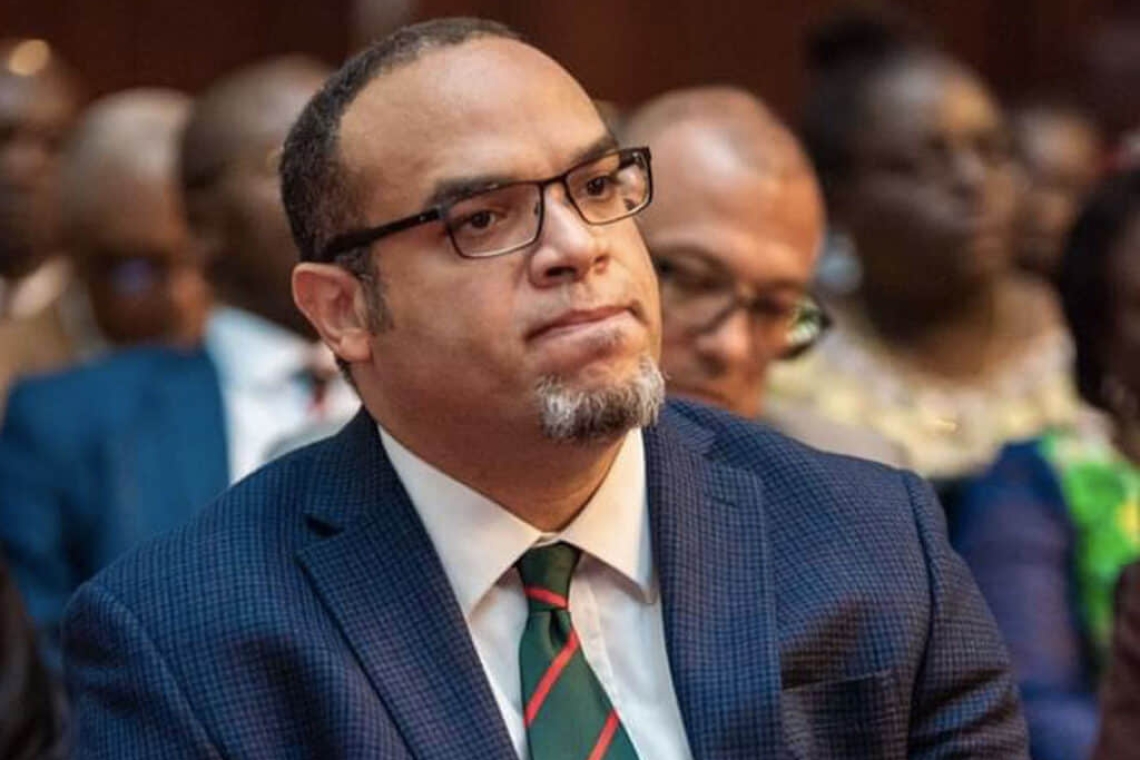55 ans d'existence de la SNEL :  Le DG Fabrice Lusinde l'incompétent protégé !