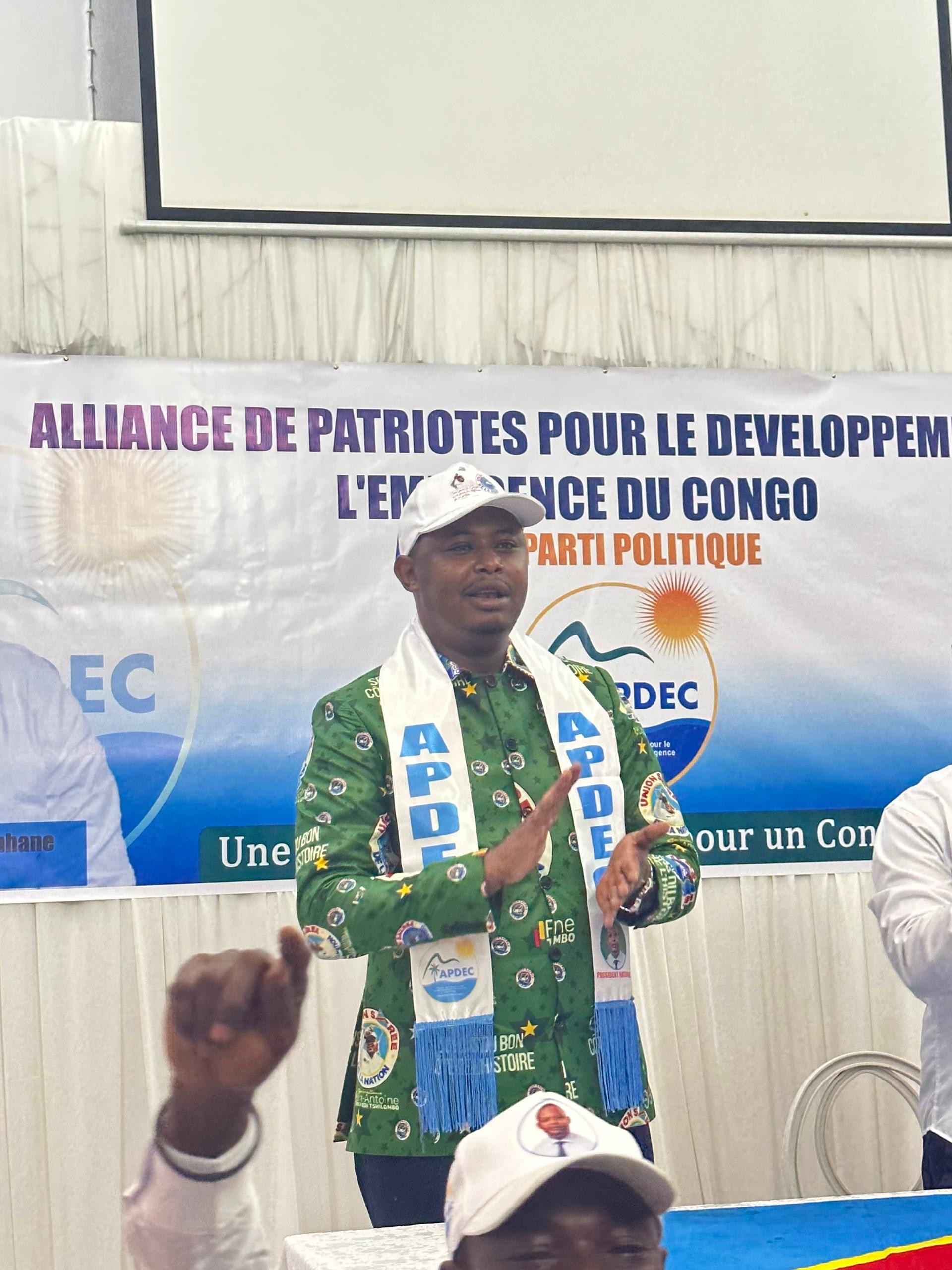 0ffa5bc2 0066 41c0 a93a d1a58e4db1c0