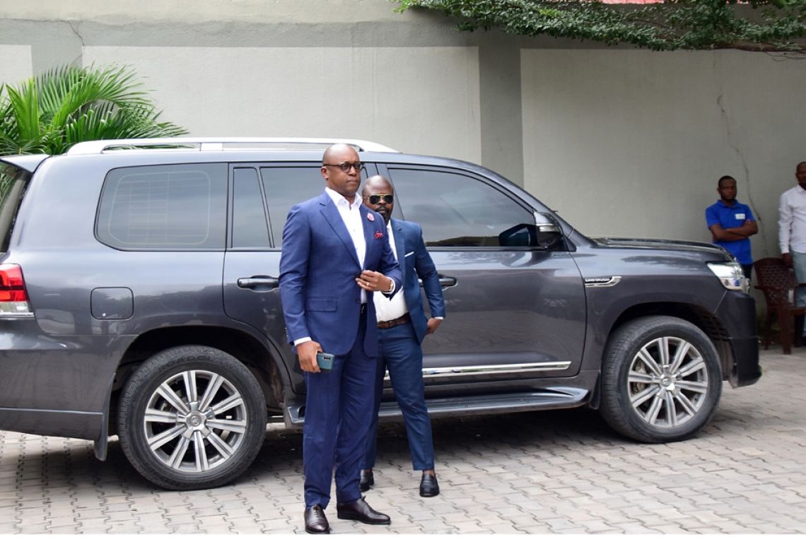 Face aux rumeurs infondées : la délégation syndicale de CNSS porte leur soutien au DG Charles MUDIAY